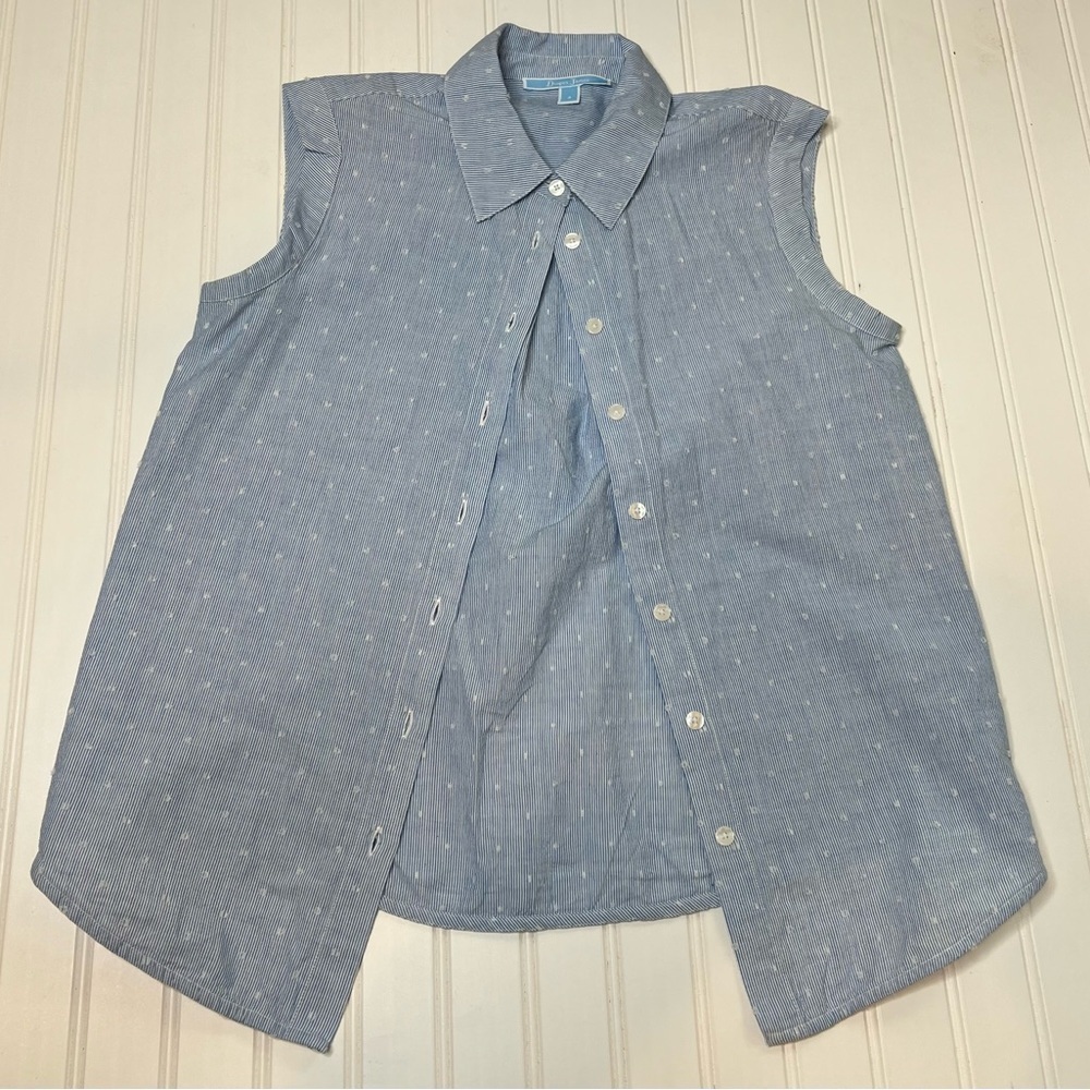 Draper James Top Sleeveless Button Collared Chambray Embroidered Shirt 4. 423